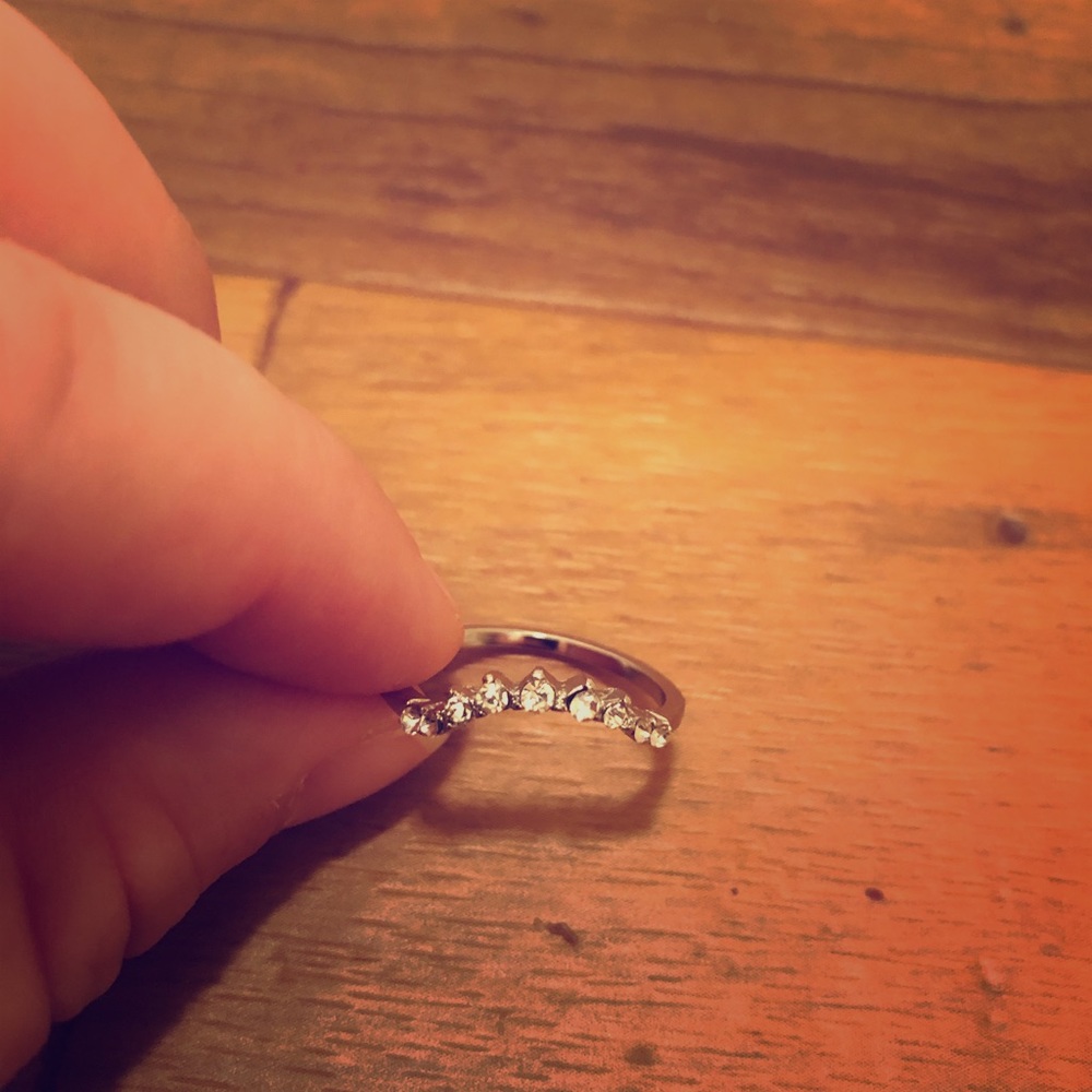 Silver diamond arch ring